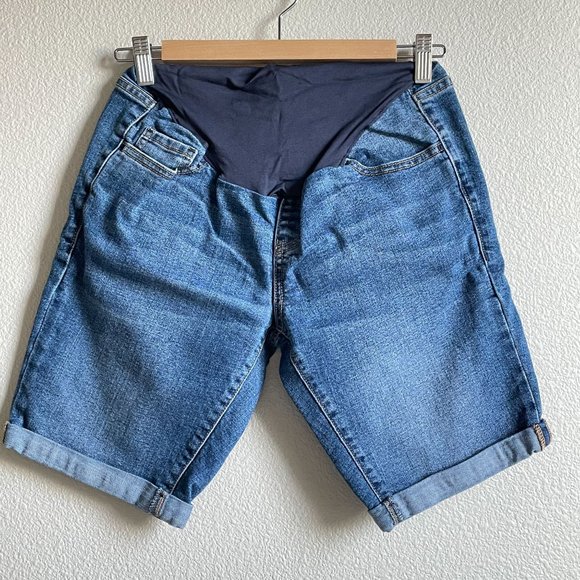 4/$25 Old Navy Maternity Bermuda Shorts Full Belly Panel Blue Denim Sz 2 Regular - Picture 2 of 7